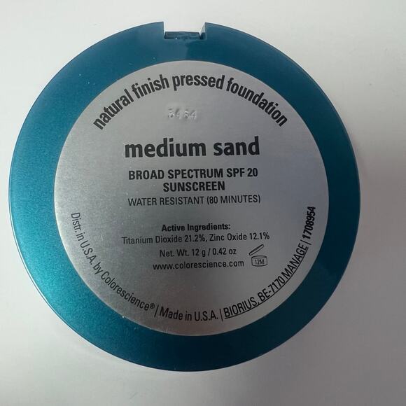 Colorescience pressed foundation - Picture 7 of 8